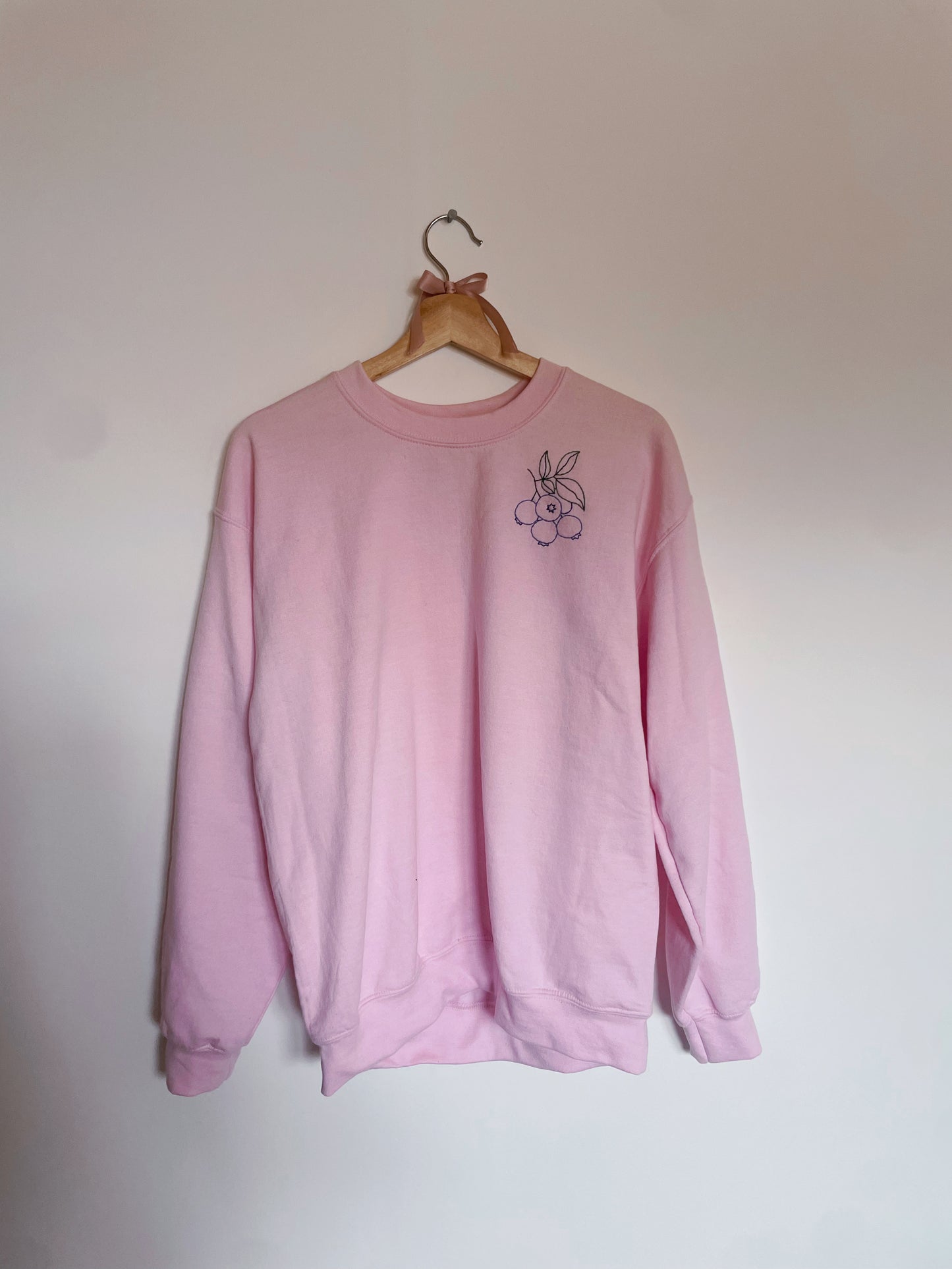 Blueberry crewneck